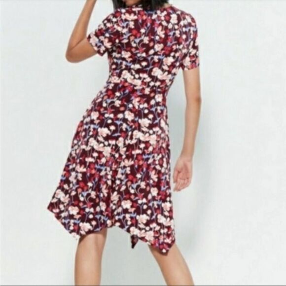 Tommy Hilfiger Red Floral Brookshire Casual Dress - Picture 2 of 4